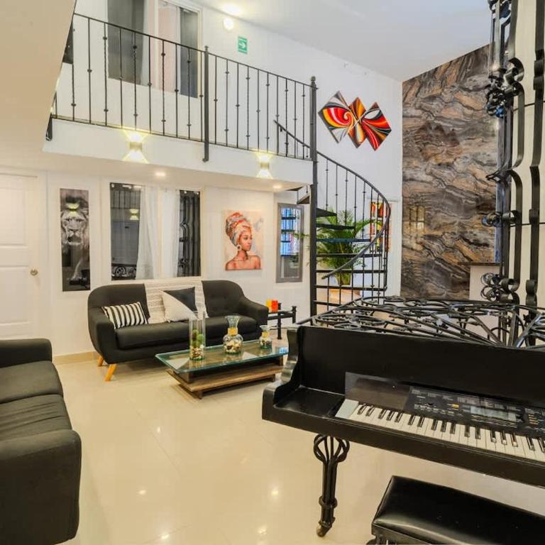 Walled City 9BR Luxury Villa - Jacuzzi & Pool Table - Villa - 8