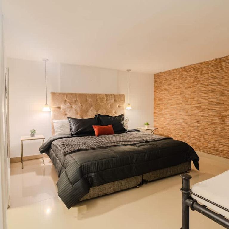 Walled City 9BR Luxury Villa - Jacuzzi & Pool Table - Villa - 17