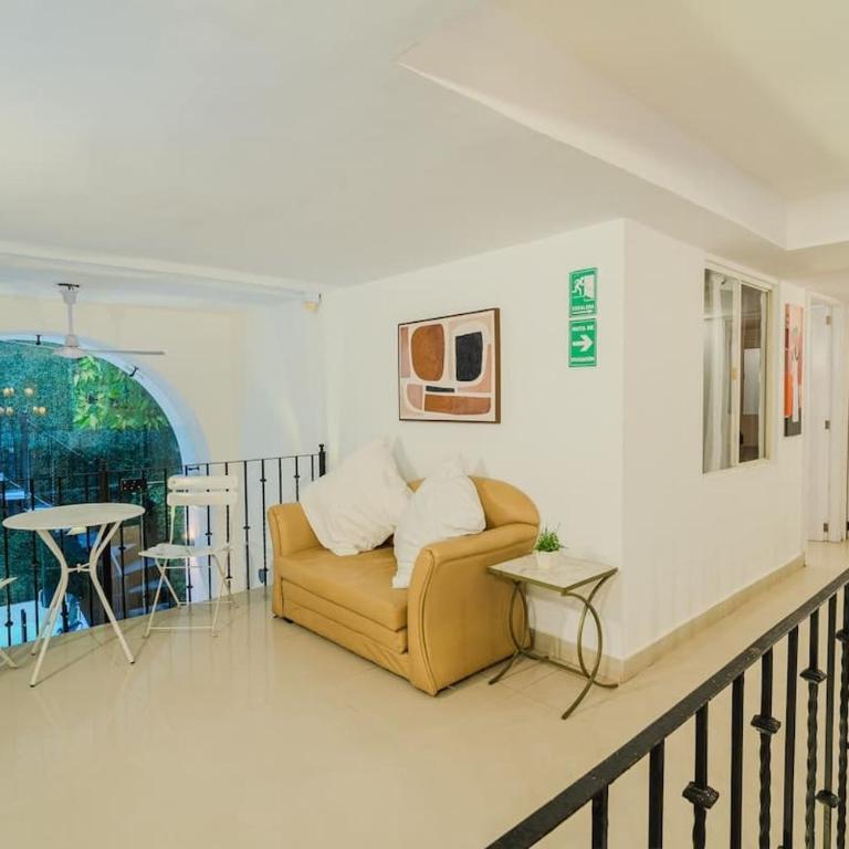 Walled City 9BR Luxury Villa - Jacuzzi & Pool Table - Villa - 21