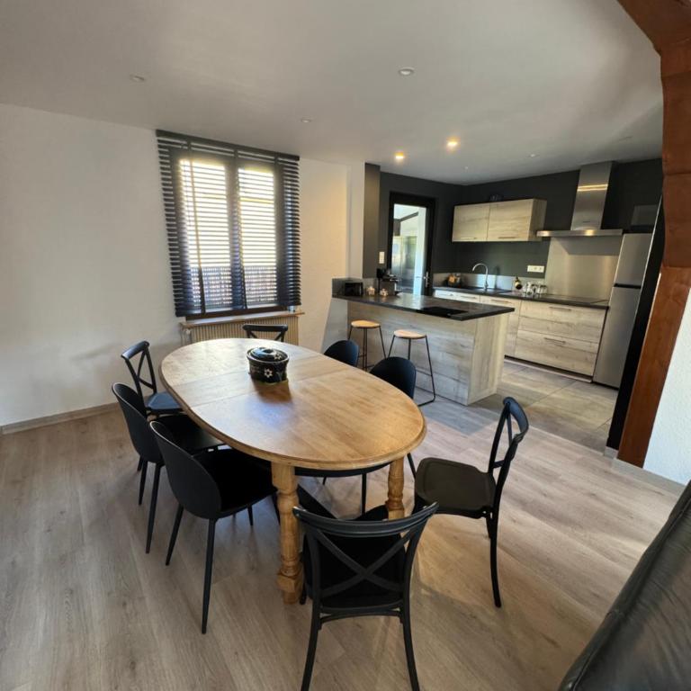 Just In Colmar, maison complète avec parking privé - Maison 3 Chambres - 4