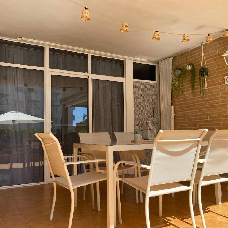 Canet - Primera Línea de Playa - Tu Rincón de Relax - Appartement 2 Chambres - 3