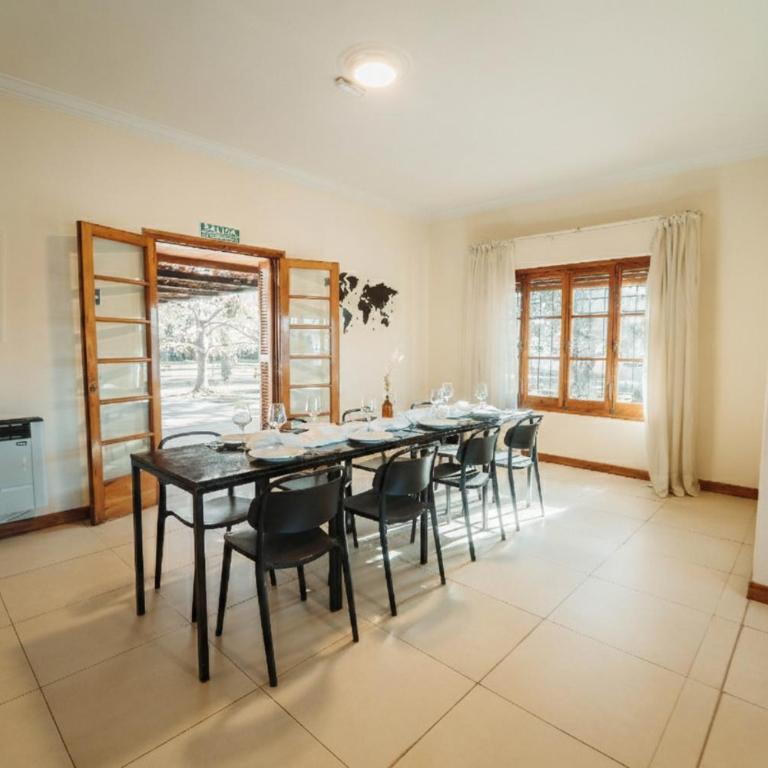 Hermosa Mansión-Parque inigualable-Pileta y AA - Villa Deluxe - 4