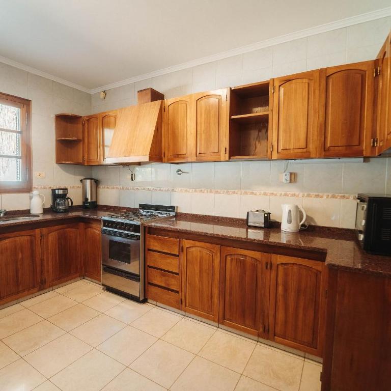 Hermosa Mansión-Parque inigualable-Pileta y AA - Villa Deluxe - 33