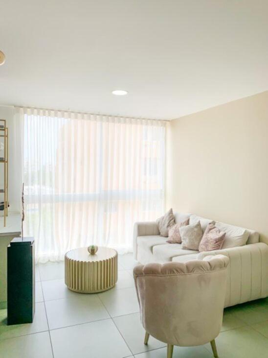 Espacioso Apto Moderno! Excelente Ubicación Norte de Barranquilla - Apartamento de 2 dormitorios - 1