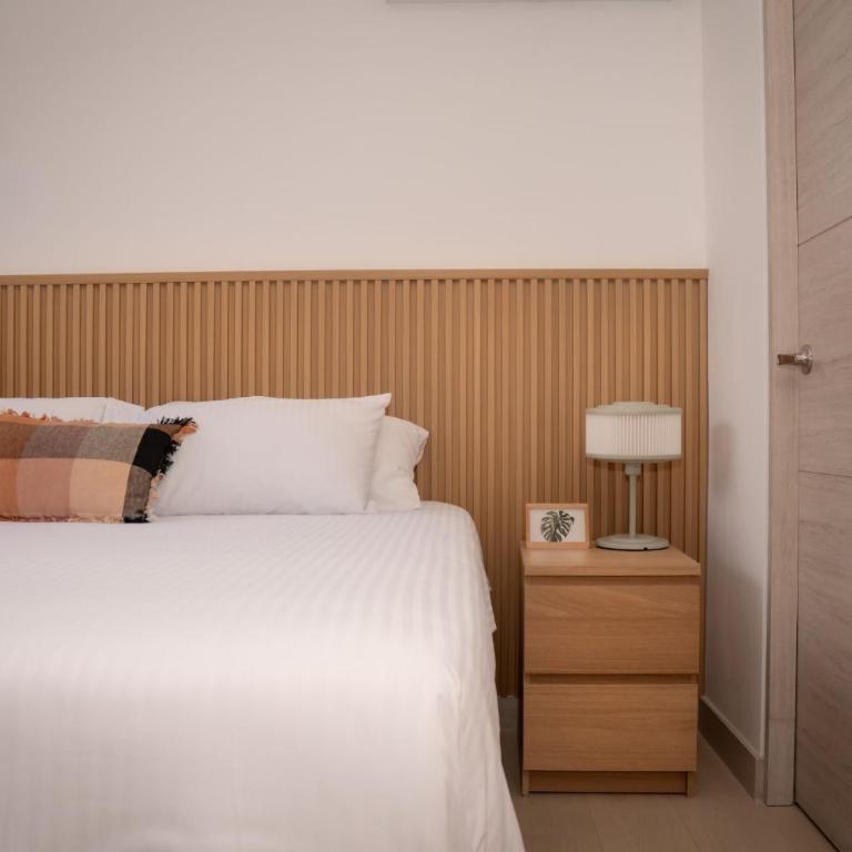 Grand By Jalo - Two-Bedroom Deluxe Apartment with Balcony - 5