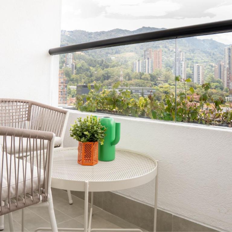 Grand By Jalo - Two-Bedroom Deluxe Apartment with Balcony - 21