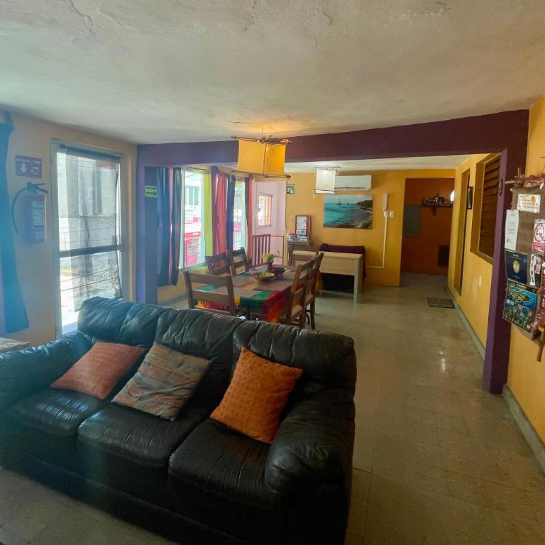 Isla Mujeres Punta Norte Private Bedroom 1 - Family Room - 4