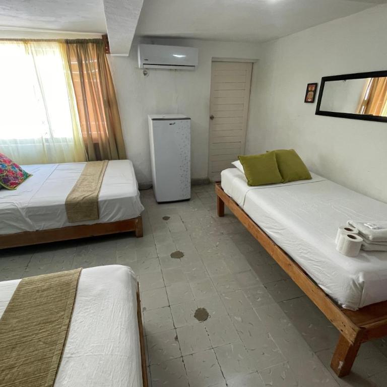 Isla Mujeres Punta Norte Private Bedroom 2 - Family Room with Private Bathroom - 3