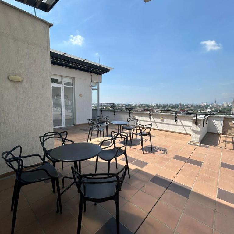 Apartamento tipo loft al norte de Cali, cerca al aeropuerto y terminal - One-Bedroom Apartment - 5