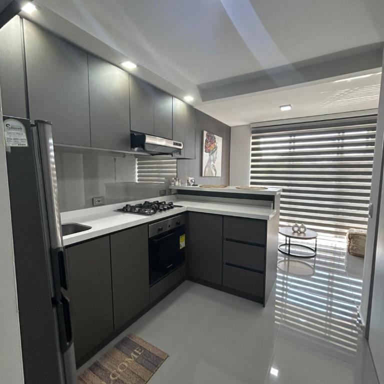 Apartamento tipo loft al norte de Cali, cerca al aeropuerto y terminal - One-Bedroom Apartment - 2