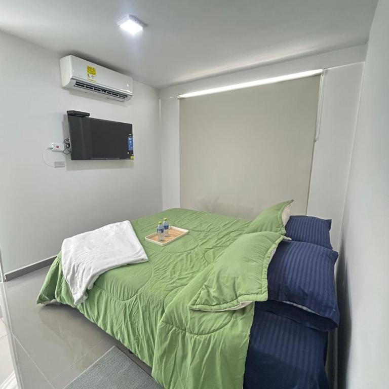 Apartamento tipo loft al norte de Cali, cerca al aeropuerto y terminal - One-Bedroom Apartment - 18