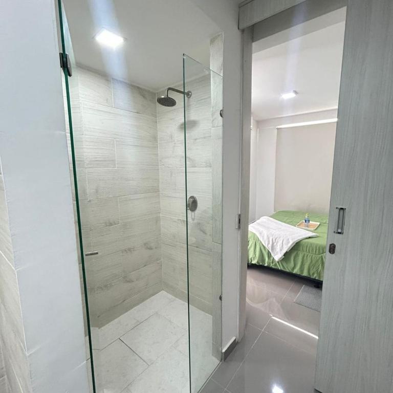 Apartamento tipo loft al norte de Cali, cerca al aeropuerto y terminal - One-Bedroom Apartment - 23