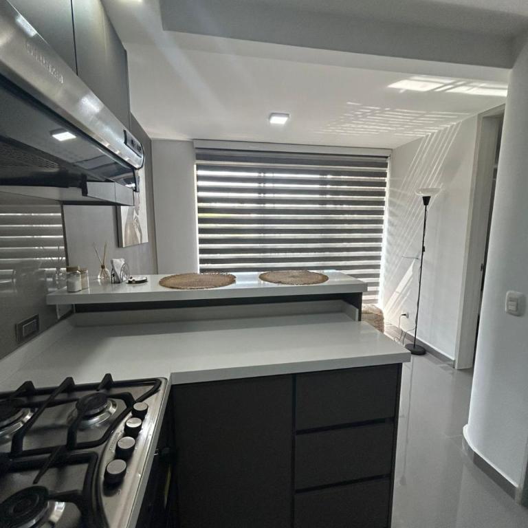 Apartamento tipo loft al norte de Cali, cerca al aeropuerto y terminal - One-Bedroom Apartment - 29