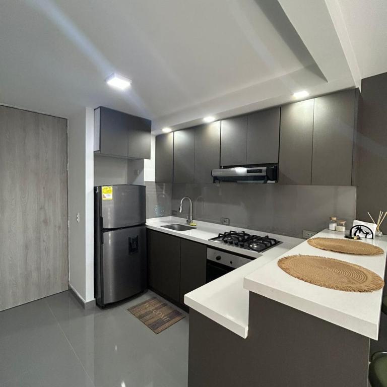 Apartamento tipo loft al norte de Cali, cerca al aeropuerto y terminal - One-Bedroom Apartment - 32