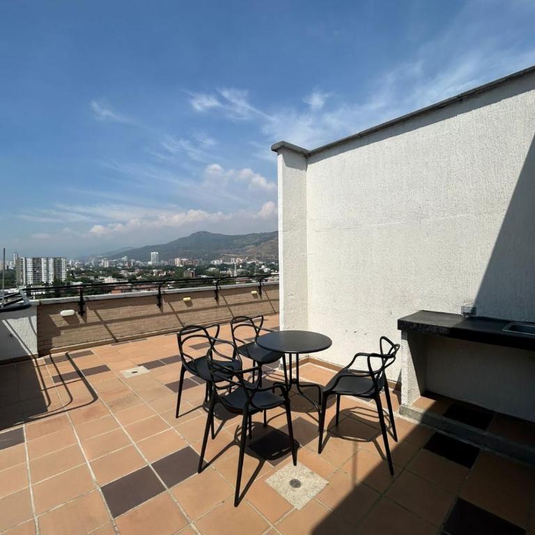 Apartamento tipo loft al norte de Cali, cerca al aeropuerto y terminal - One-Bedroom Apartment - 72