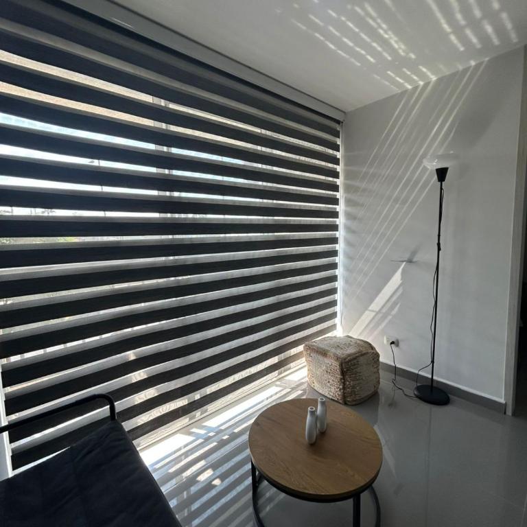 Apartamento tipo loft al norte de Cali, cerca al aeropuerto y terminal - One-Bedroom Apartment - 80
