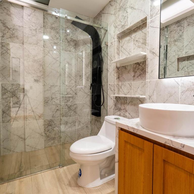 Moderna Casa Cuenca - Three-Bedroom House - 25