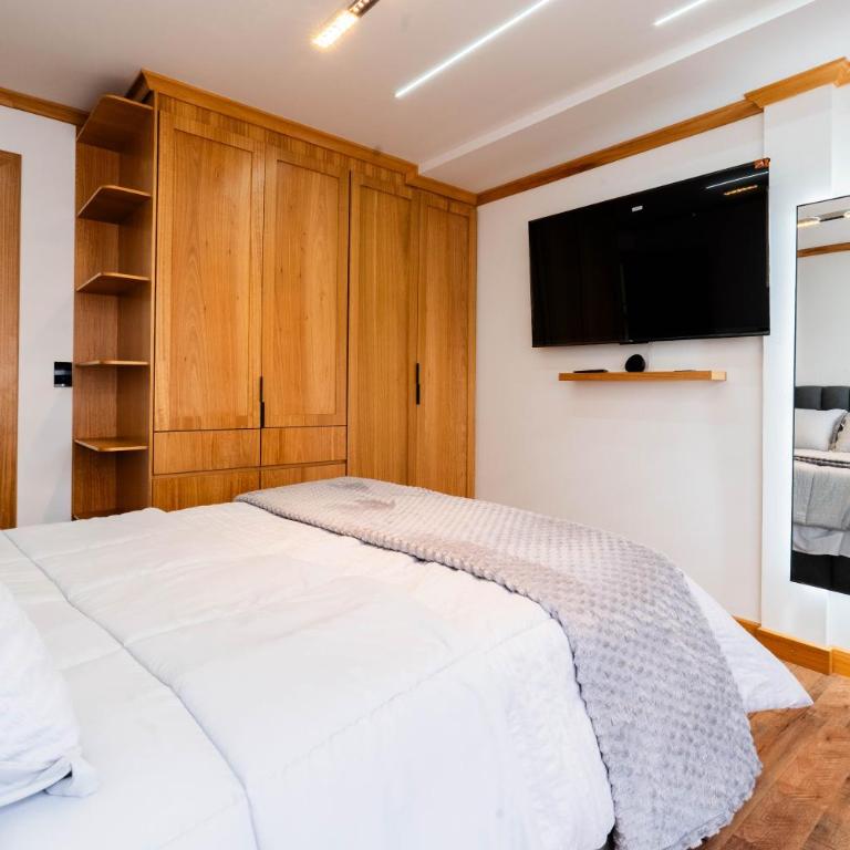 Moderna Casa Cuenca - Three-Bedroom House - 42