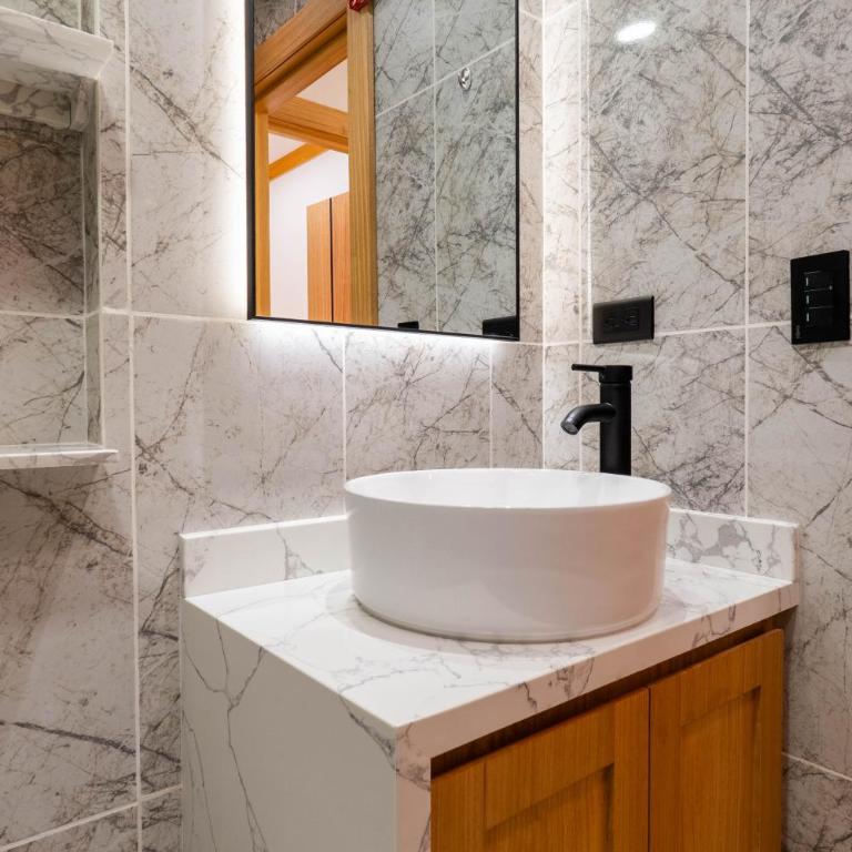 Moderna Casa Cuenca - Three-Bedroom House - 50