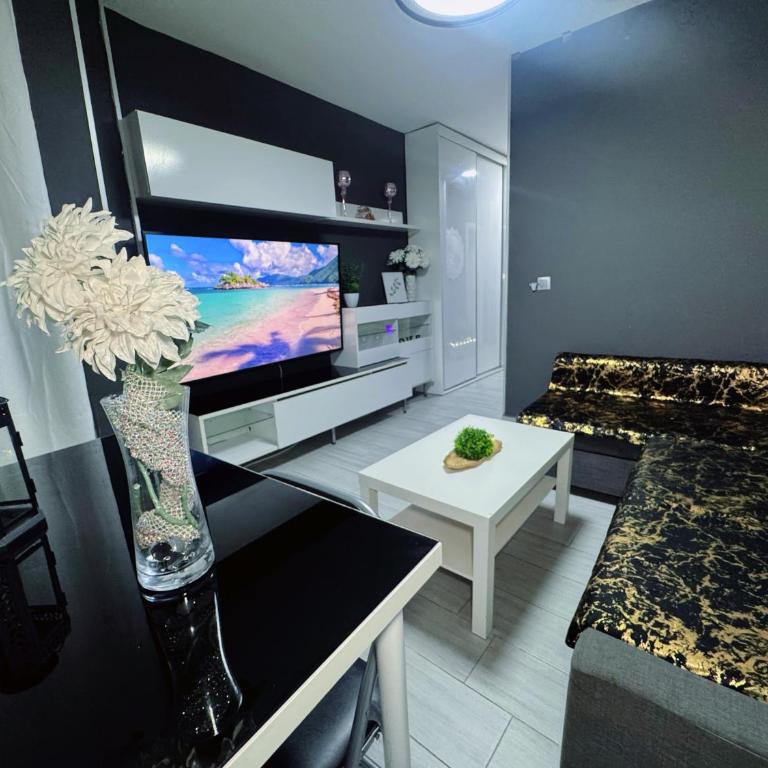 Luxury pink Centro Torremolinos Vistas al mar - Apartment with Sea View - 4
