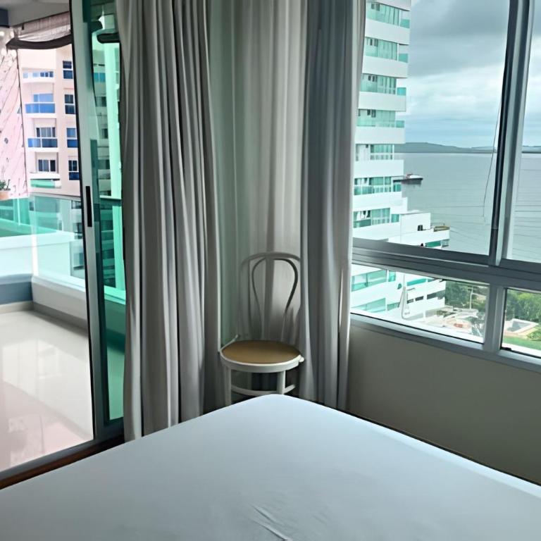 Vista al Mar en Castillogrande, Orange 2D-2B - Apartamento Deluxe de 1 dormitorio con vistas al océano - 3