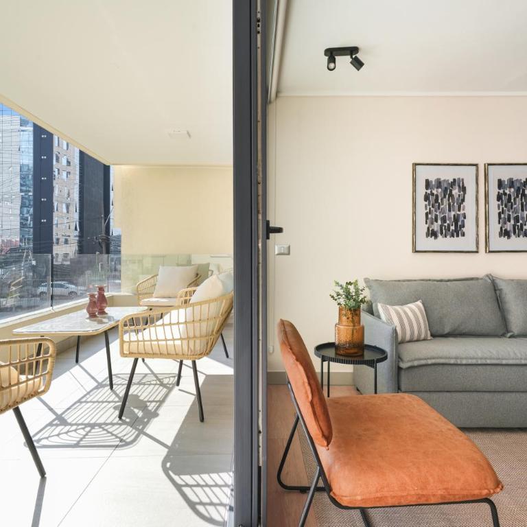 Depto de lujo, ubicación privilegiada con estacionamiento - One-Bedroom Apartment - 3