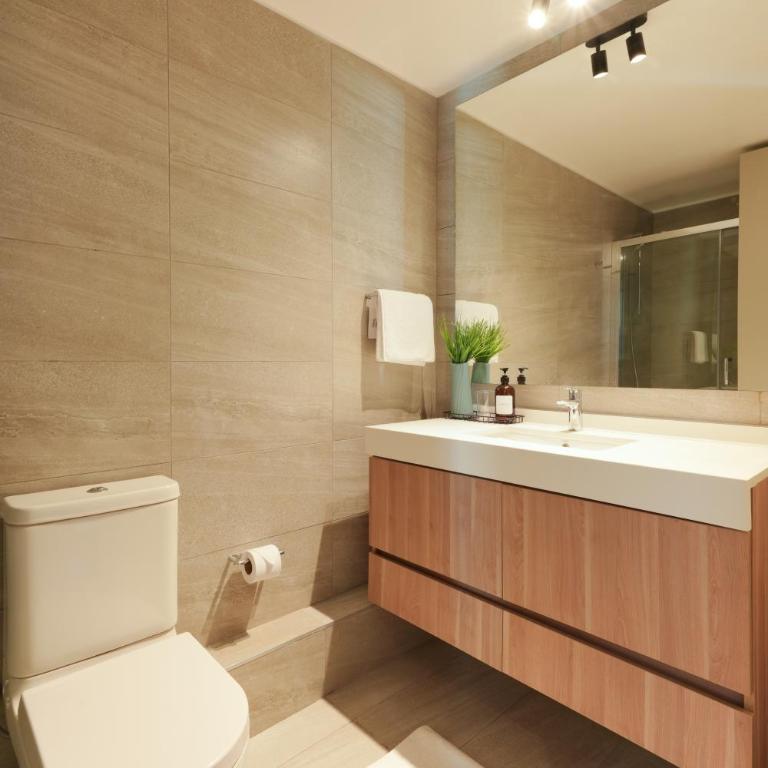 Depto de lujo, ubicación privilegiada con estacionamiento - One-Bedroom Apartment - 8