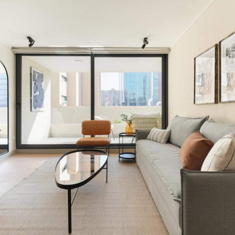 Depto de lujo, ubicación privilegiada con estacionamiento - One-Bedroom Apartment - 6