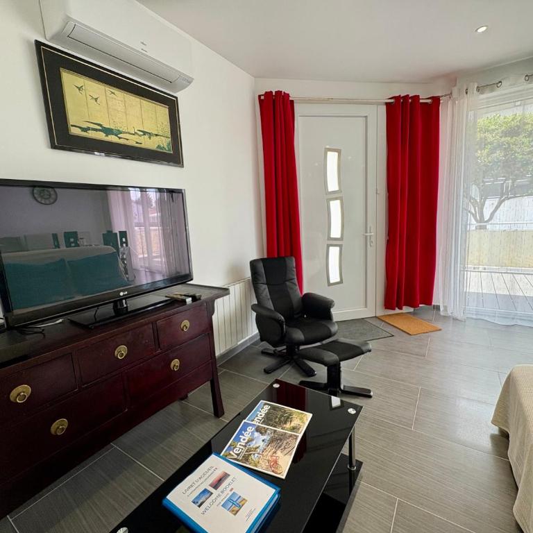 Bel appartement à 650m de la plage avec WIFI et parking - FR-1-323-589 - Apartment - 4