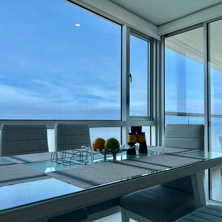 Oceanview Bocagrande Laguito Palmetto Sunset Building - Two-Bedroom Apartment with Balcony and Sea View - 22