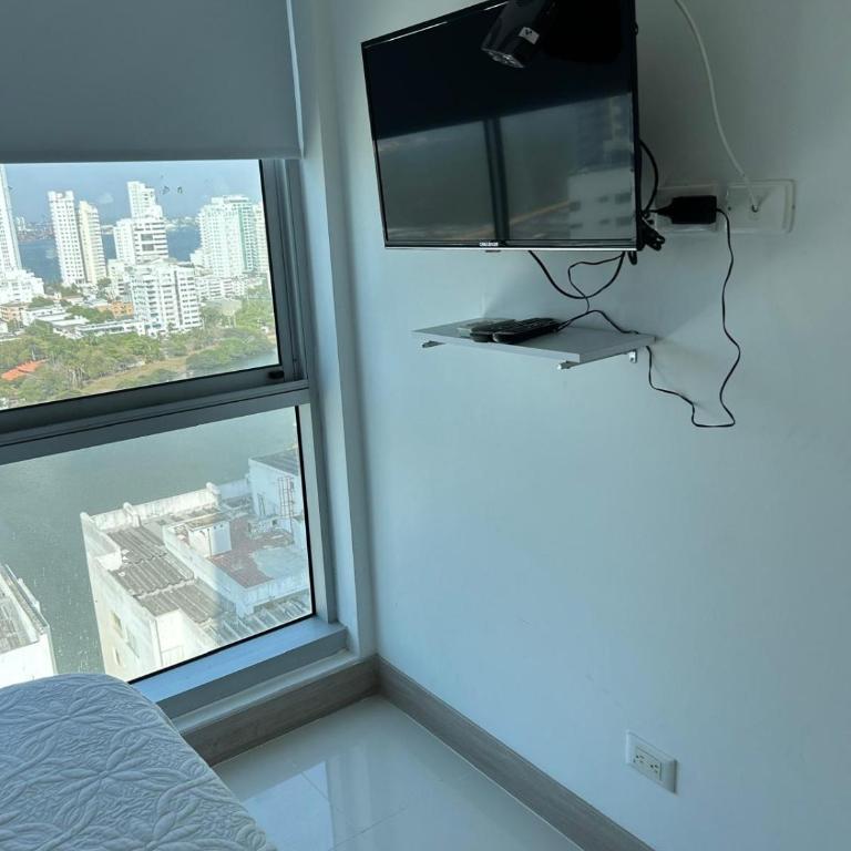 Oceanview Bocagrande Laguito Palmetto Sunset Building - Two-Bedroom Apartment with Balcony and Sea View - 31
