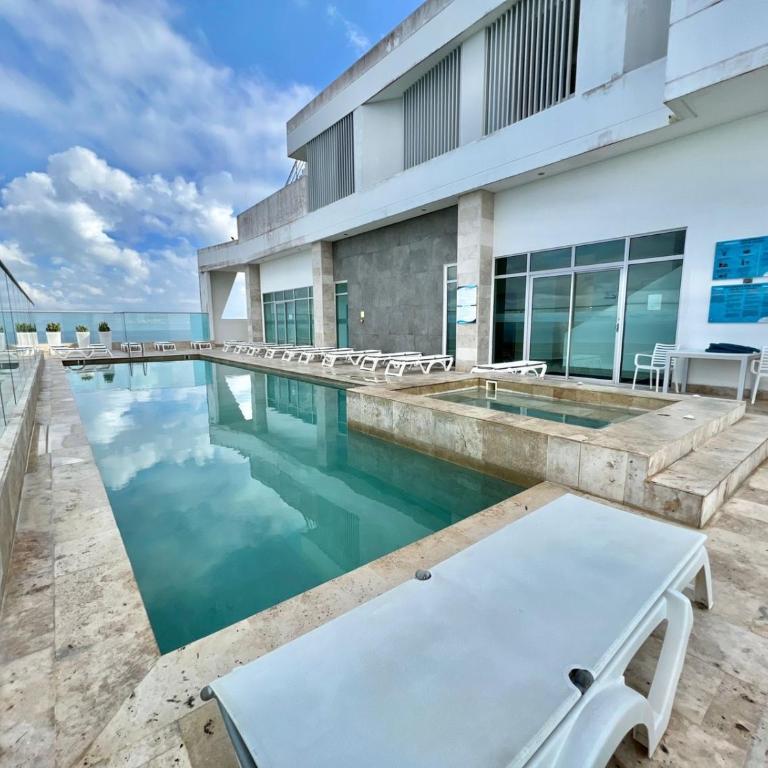 Oceanview Bocagrande Laguito Palmetto Sunset Building - Two-Bedroom Apartment with Balcony and Sea View - 32