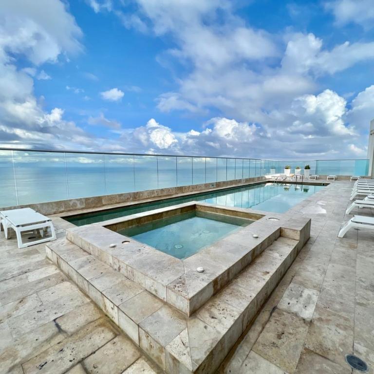 Oceanview Bocagrande Laguito Palmetto Sunset Building - Two-Bedroom Apartment with Balcony and Sea View - 42