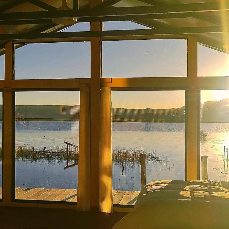 Titicaca Vanalux Lodge - Triple Room with Lake View - 1