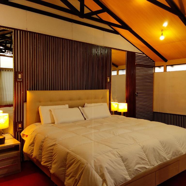 Titicaca Vanalux Lodge - Triple Room with Lake View - 6
