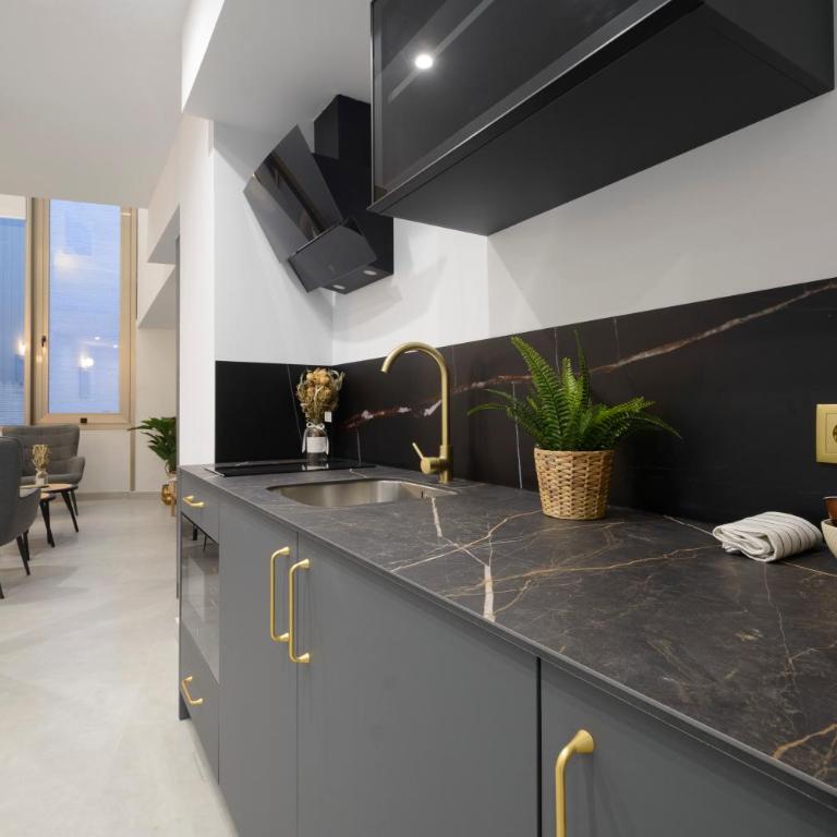 San Lázaro Suites - Three-Bedroom Deluxe Apartment - 14