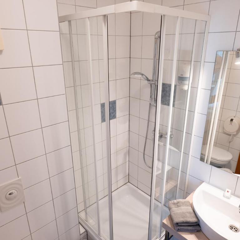 Gästehaus Ehweiner - Deluxe Doppel-/Zweibettzimmer - 15