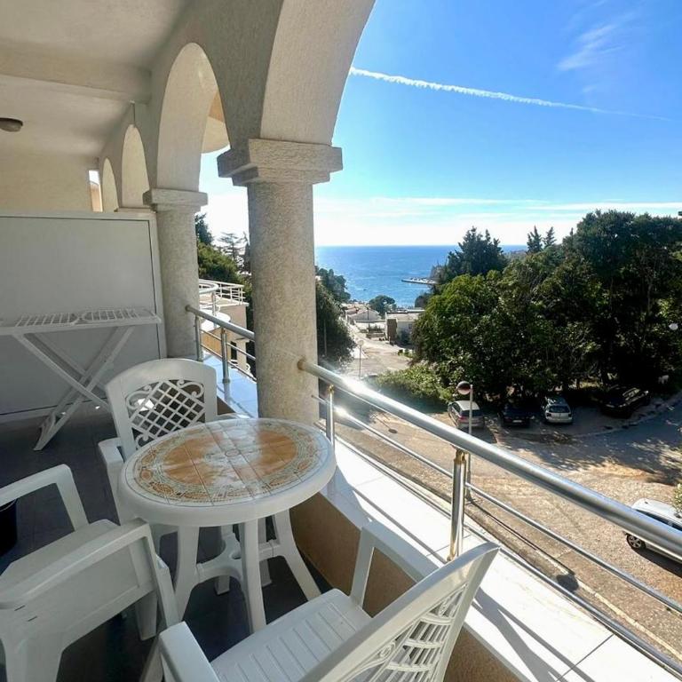 Antoni Apartments - Apartman s 1 Spavaćom Sobom, Balkonom i Pogledom na More - 6