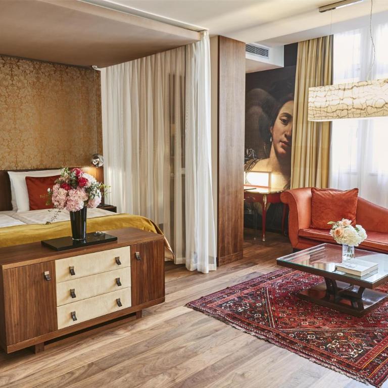 Vier Jahreszeiten Kempinski München - Junior Suite - 3