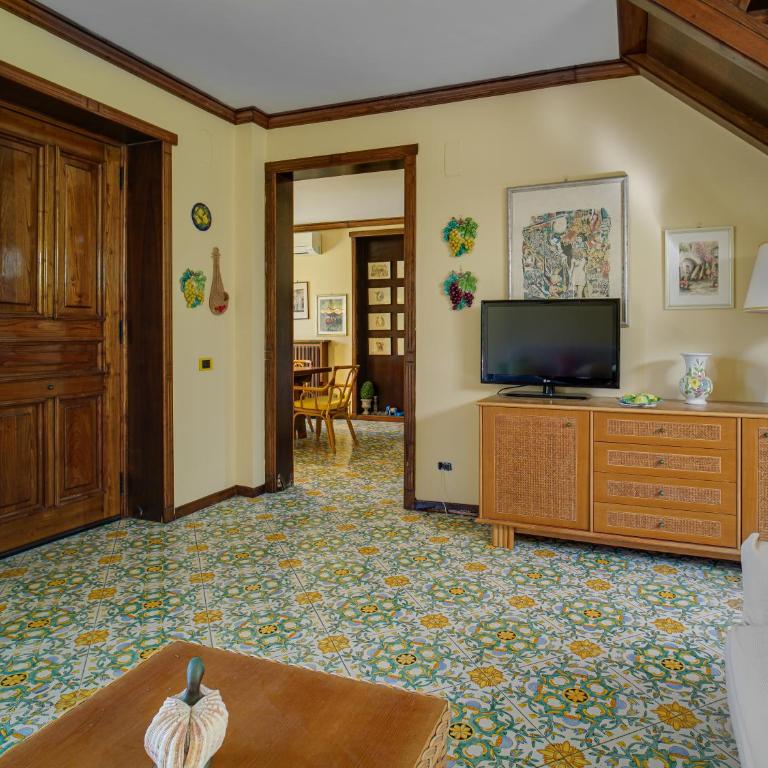 Casa Rossella - Casa con giardino by ItalianHost - Villa con 2 Camere da Letto - 10