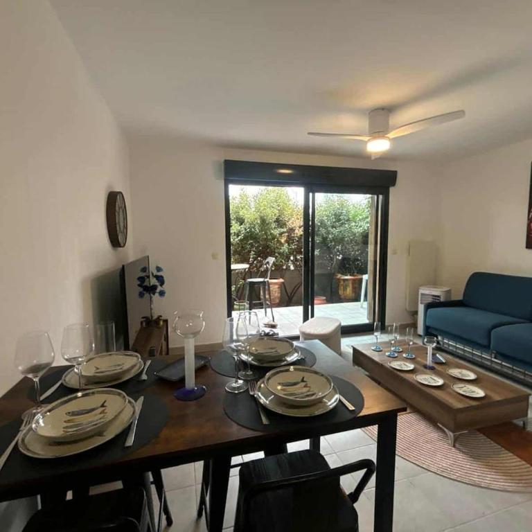 Confortable appartement rez de jardin- terrasse - parking - Apartamento de 1 dormitorio - 8
