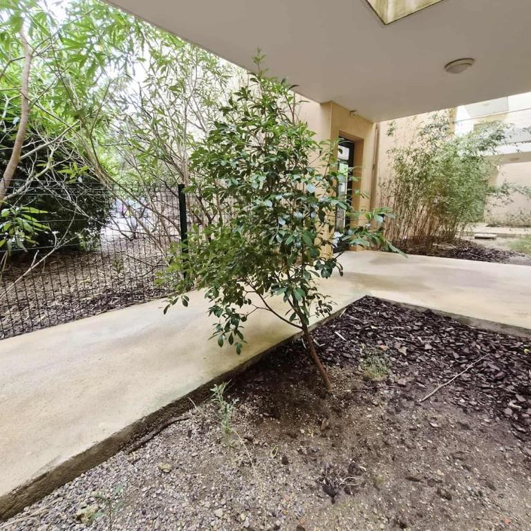 Confortable appartement rez de jardin- terrasse - parking - Apartamento de 1 dormitorio - 31