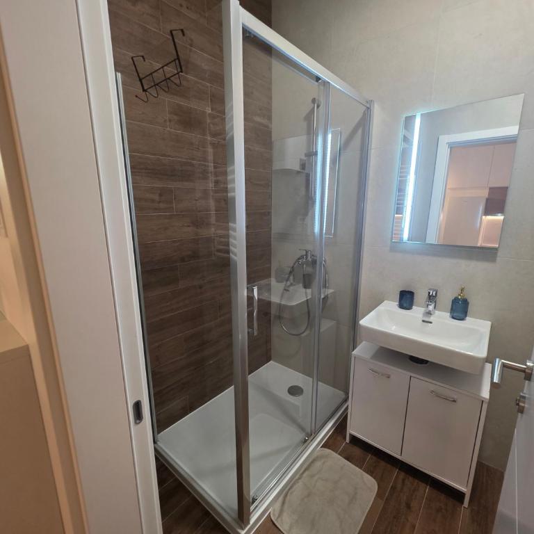 Liman 5 Riverside 109 with Free Private Parking - Apartman sa 1 Spavaćom Sobom - 4