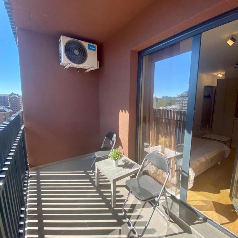 Balkan Square - One-Bedroom Apartment - 7