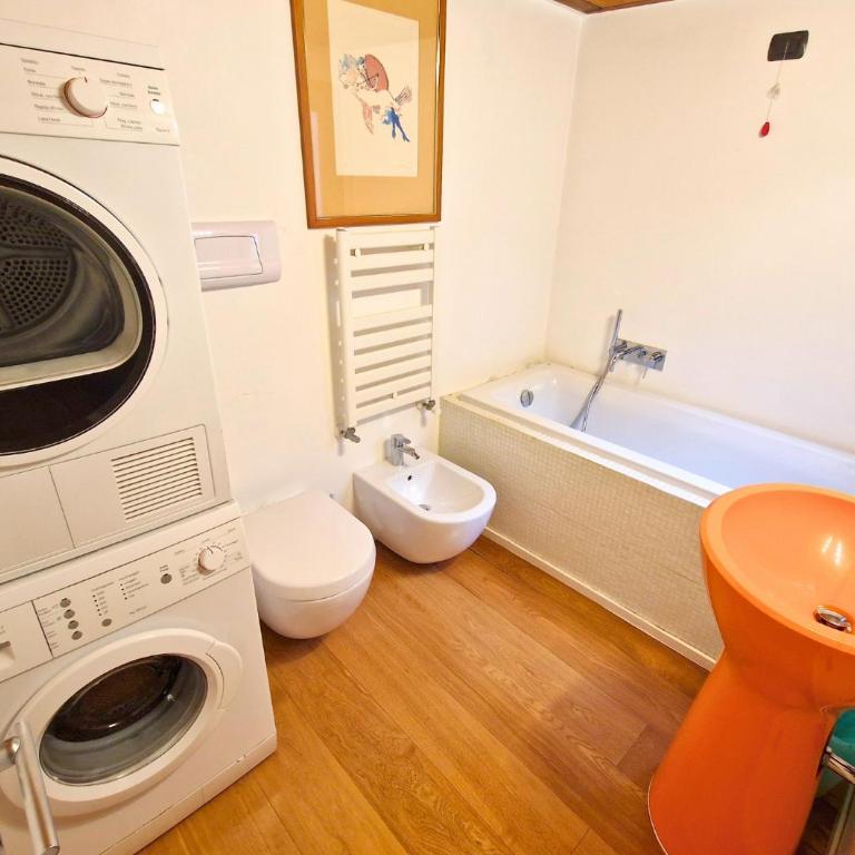 HT - Casa dell'artista in Piazza delle Erbe - Appartamento con 3 Camere da Letto - 9