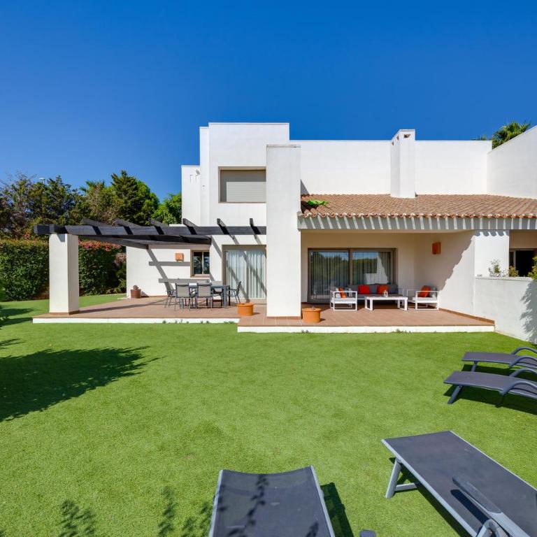 Villa de lujo en las Colinas Golf & Country Club - Villa con vistas al jardín - 1