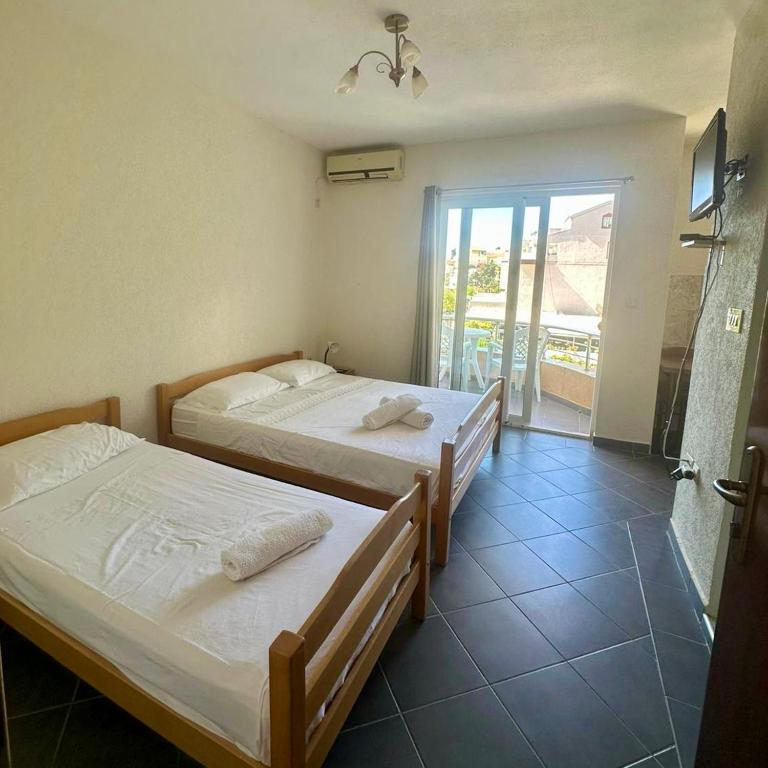 Antoni Apartments - Apartman s 1 Spavaćom Sobom, Balkonom i Pogledom na More - 4