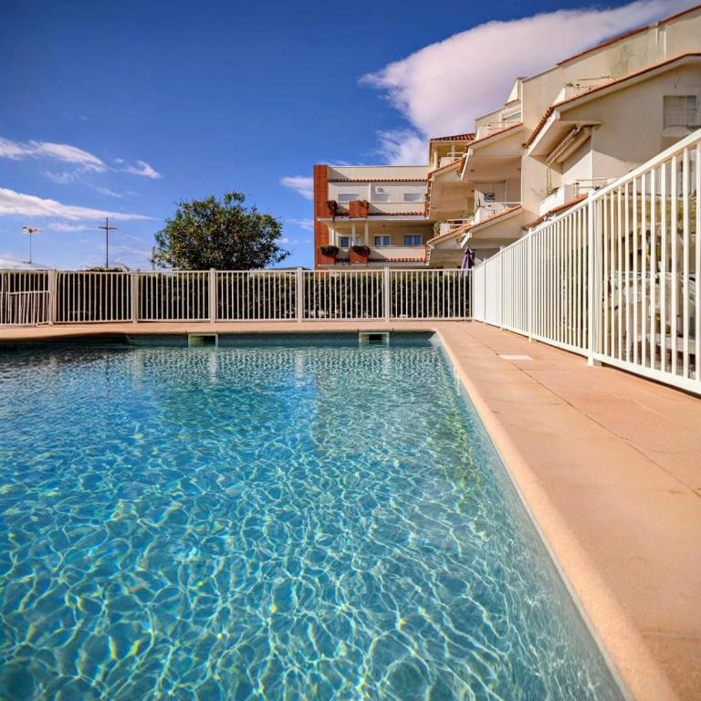 Studio Vue mer, Piscine, Wifi, Climatisation, Parking privé, Terrasse 1ère ligne - La Coulée Douce - Appartement - Vue sur Mer - 28