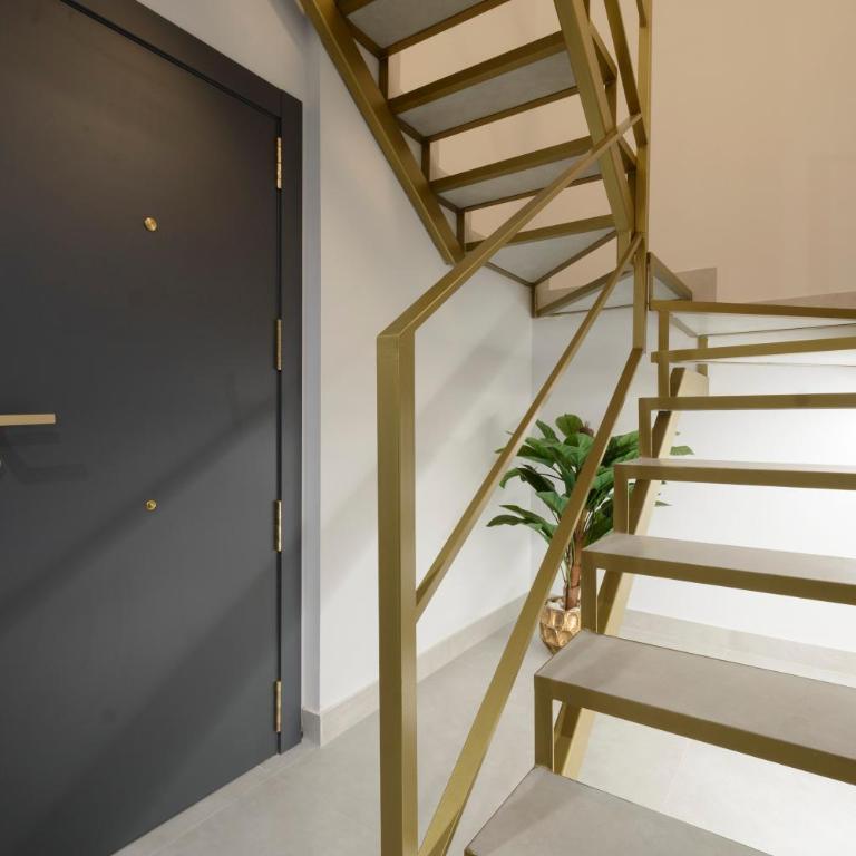San Lázaro Suites - Three-Bedroom Deluxe Apartment - 6
