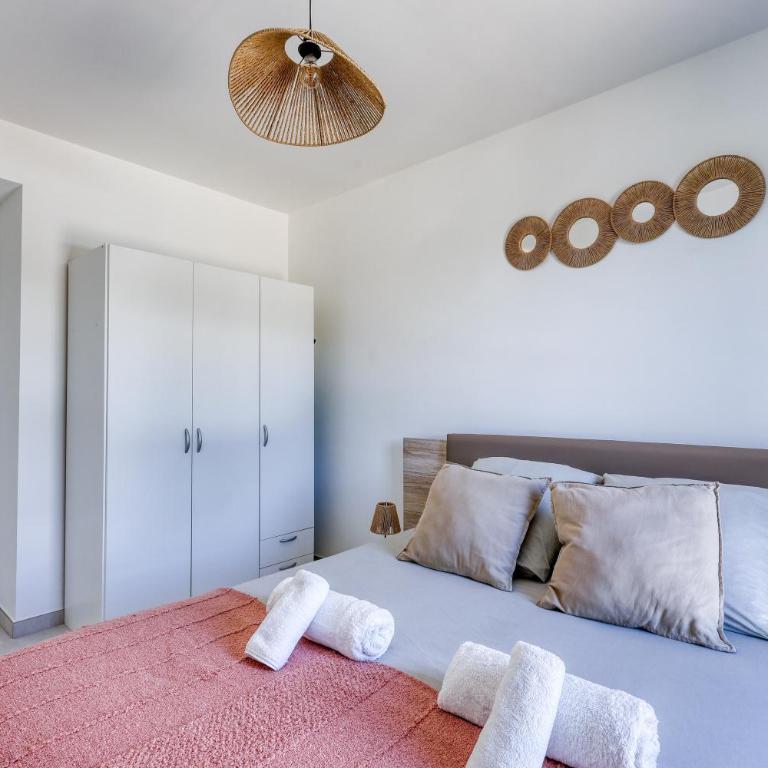 Chez Valentina et Alexandre Port et plages à pied - Appartement 1 Chambre - 16